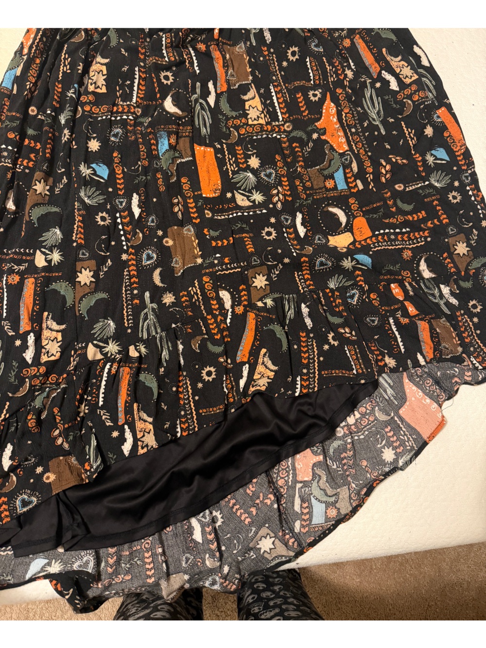 Torrid Hi-Low Desert Motif Skirt 🌵 - Picture 3 of 3